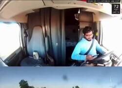 Enlace a Yo: “Solo miro el móvil un segundo” — el segundo: 72 mph, por @RottenmindsetX