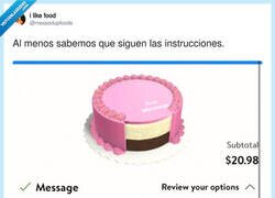 Enlace a Cuando le das instrucciones al pastelero como si fuera ChatGPT, por @messedupfoods