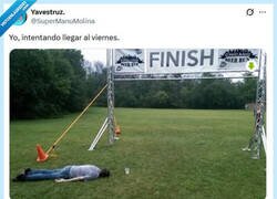 Enlace a Está lejísimos por @supermanumolina