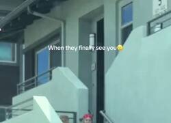 Enlace a Cuando dices “vengo un momento” y apareces como si fueras el evento del año, por @PropositoyVida