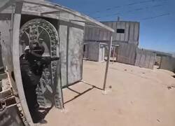 Enlace a Cuando dicen “vamos tranqui, es solo airsoft” y tú vas en modo misión secreta, por @therealbuni