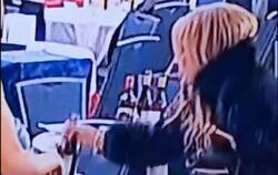 Enlace a Casi matan a Donald y miembros de los medios están aprovechando la oportunidad para robar botellas de vino