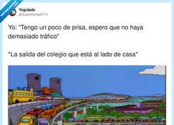 Enlace a Vivo al lado de un colegio: 9 meses al año en hora punta, por @Supertramp9713