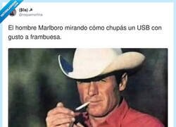 Enlace a La generación que se burlaba del tabaco y ahora se fuma un USB sabor frambuesa, por @roquemorfina