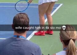Enlace a Esto sucedió en un partido de tenis. Su mujer lo pilló en el acto, por @PropositoyVida