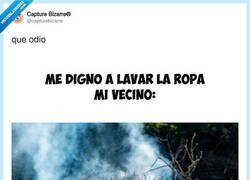 Enlace a Un poquito de barbacoa, por @capturebizarre