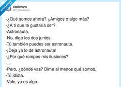 Enlace a Cuando te piden definir la relación y tú sigues en modo “misiones espaciales”, por @T_Stockmann