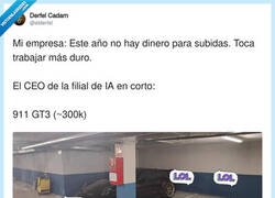 Enlace a Cuando la empresa dice que no hay presupuesto pero el jefe se compra un coche de 300k en el parking, por @elderfel