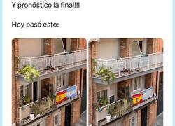 Enlace a Un crack de vecino, por @LiosdeVecinos