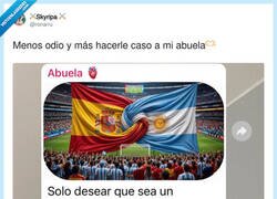 Enlace a Mientras tanto sus nietos dándose de hostias, por @ronarru