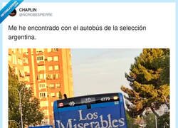 Enlace a ¿Han saludado?, por @NOROBESPIERRE