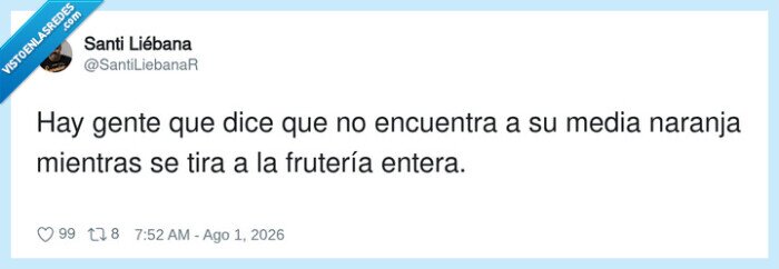 1747096 - Se está haciendo un smoothie con toda la frutería, por @SantiLiebanaR