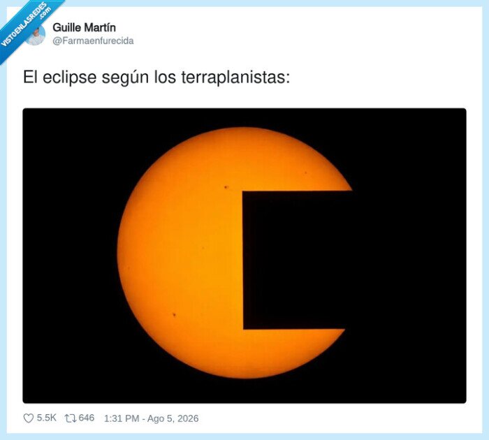 1748582 - ¿Y si la Luna también es plana?, por @Farmaenfurecida