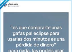 Enlace a Pues no es mala, esas luces al entrar me dejan medio tonto para el resto del día, por @skereunpesado