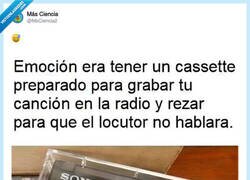 Enlace a Rezar para que el locutor no hablara era literalmente el 90% del éxito, por @MsCiencia2