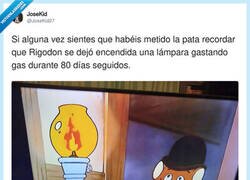 Enlace a Mi factura de la luz viendo que aún queda mes para cobrar, por @JoseKid27