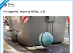 Enlace a El mundo a la basura, por @imorel72