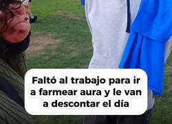 Enlace a Faltó al trabajo para ir a farmear aura y le van a descontar el día