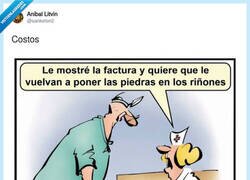 Enlace a Cuando la factura duele más que la operación, por @sanketon2