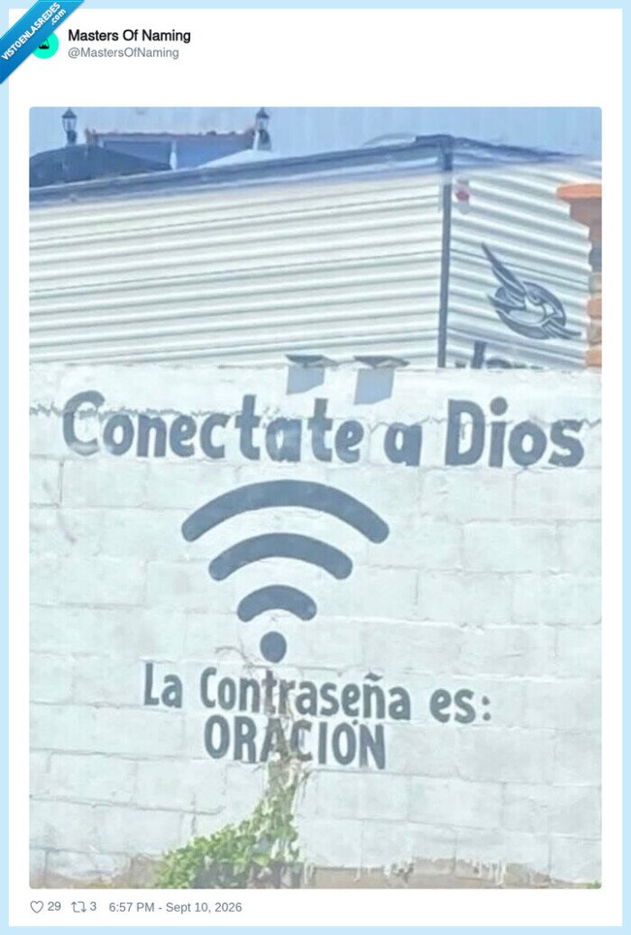 1756189 - Cuando no hay WiFi pero sí hay fe, por @MastersOfNaming