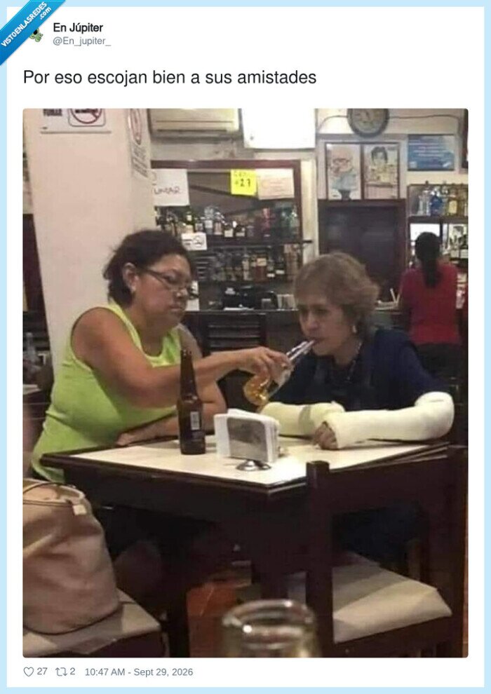amistad,bar,escayola,cerveza,cubata