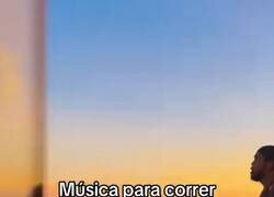 Enlace a La música que te hará correr