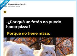 Enlace a El chiste perfecto para que te dejen de invitar a cenas, por @EnsedeCiencia