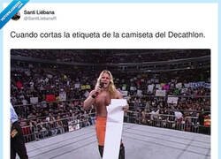 Enlace a Cuando te quitas la etiqueta y te das cuenta de que la XL era la única talla que te quedaba bien, por @SantiLiebanaR