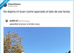 Enlace a Si ves esta lámpara mirando tu coche, mejor cámbialo de sitio, por @ShitpostGate