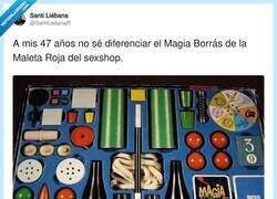 Enlace a Mi madre dice que es para sacar conejos del sombrero, pero yo ya tengo mis sospechas, por @SantiLiebanaR
