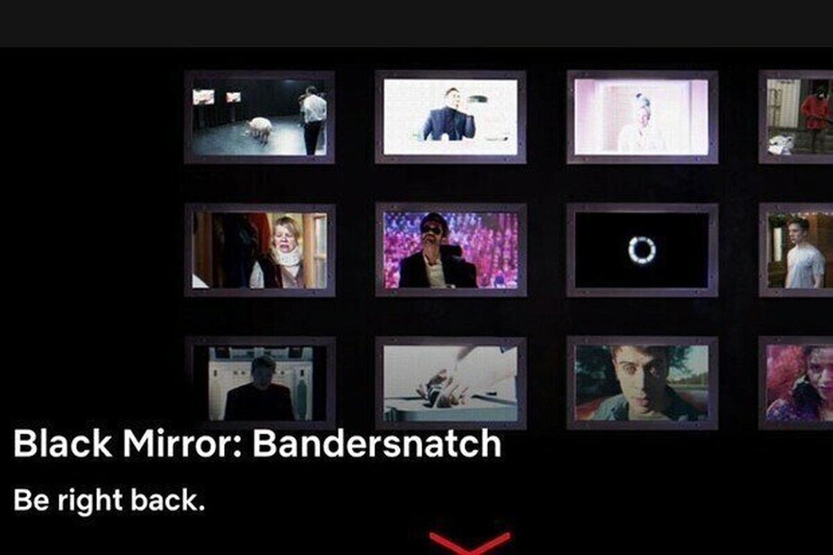 Mañana se estrena Black Mirror: Bandersnatch y la gran novedad es que TU ELIGES cómo termina la historia. Dentro tráiler
