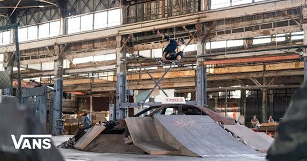 Tony Hawk nos deleita con su arte en una recreación del nivel Warehouse