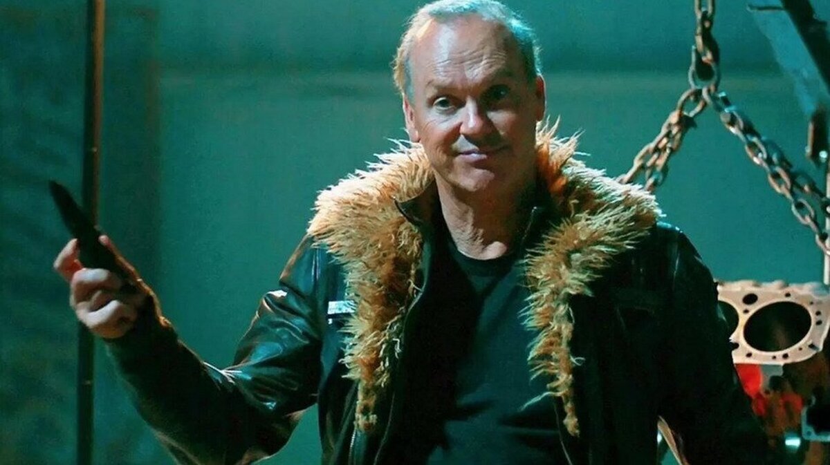 Michael Keaton raja de la peli Morbius como si no hubiera un mañana