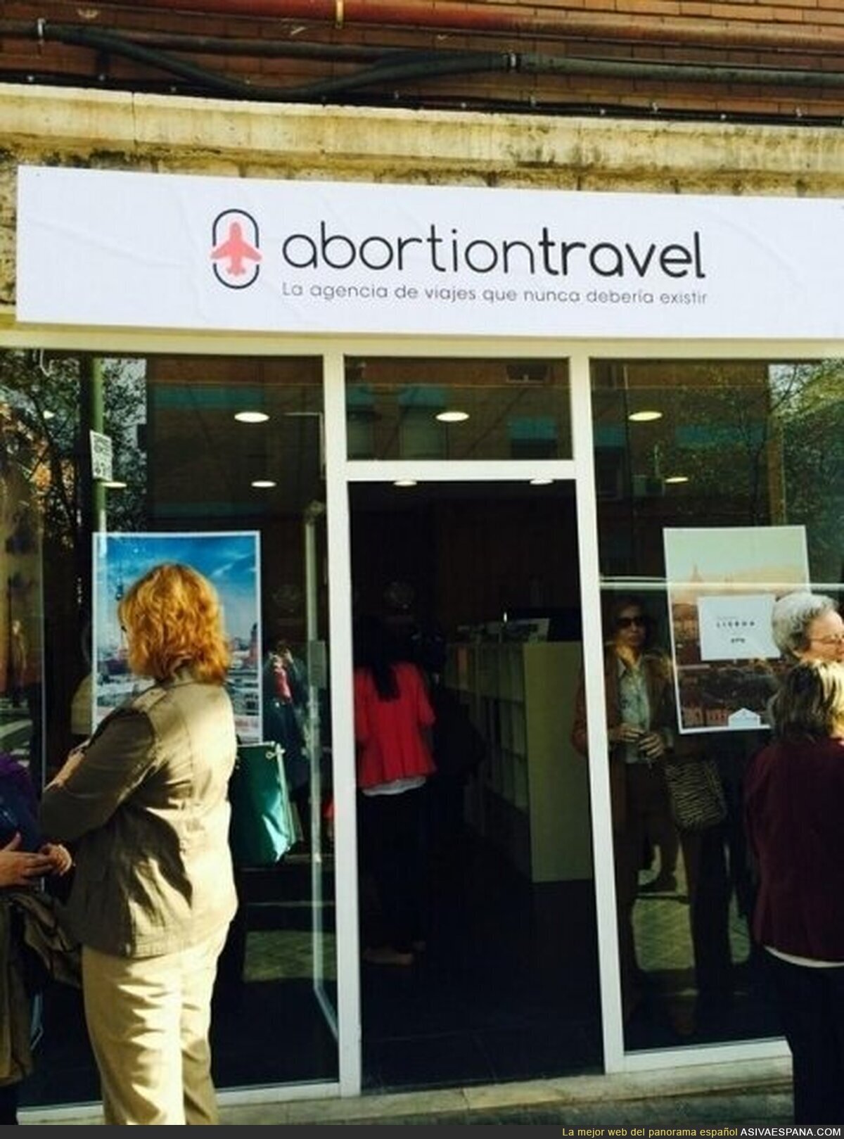 Abortion Travel, para tus compromisos en el extranjero - El eslógan ya lo dice todo