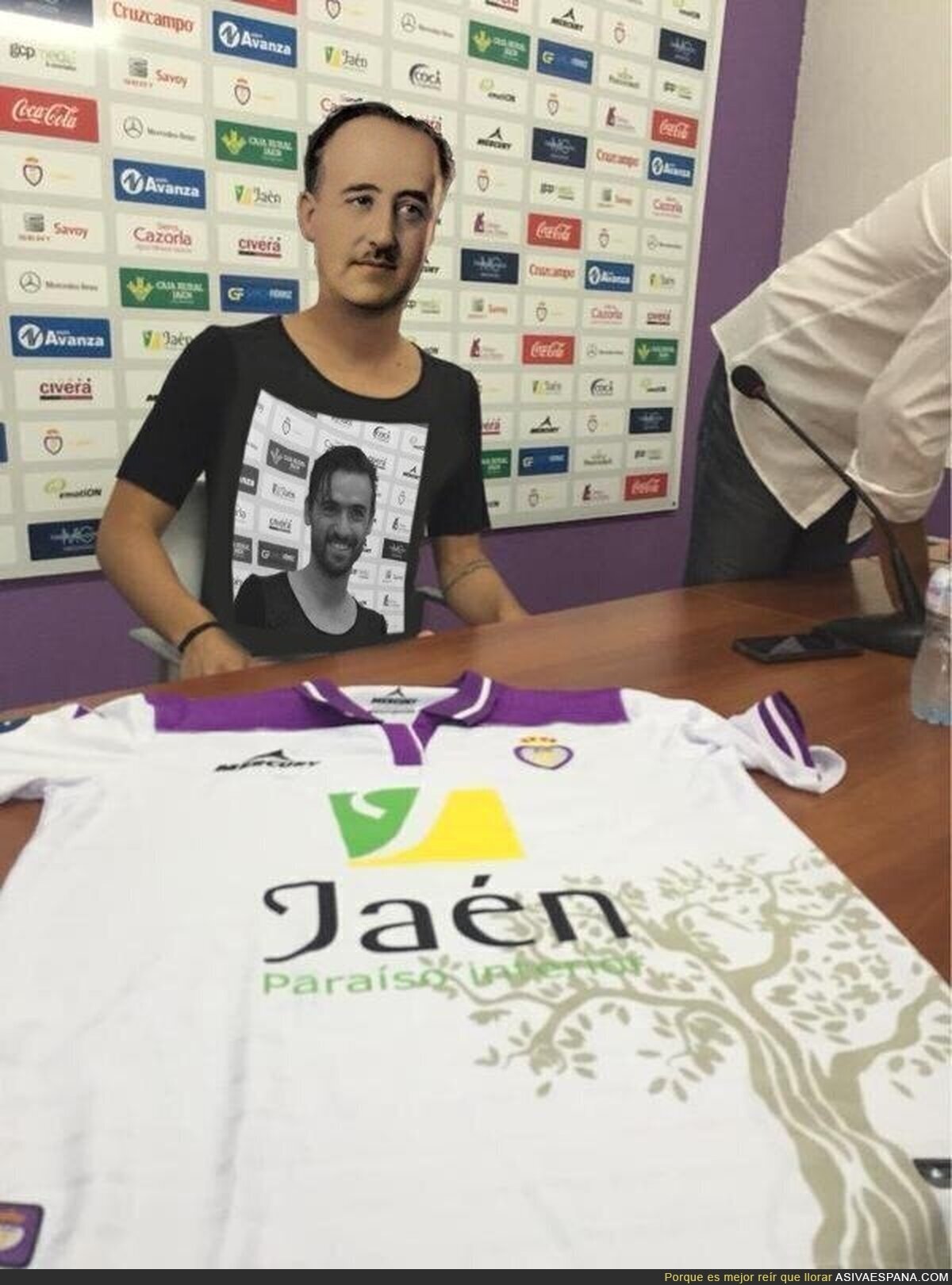 Un nuevo jugador se presenta en el Real Jaén
