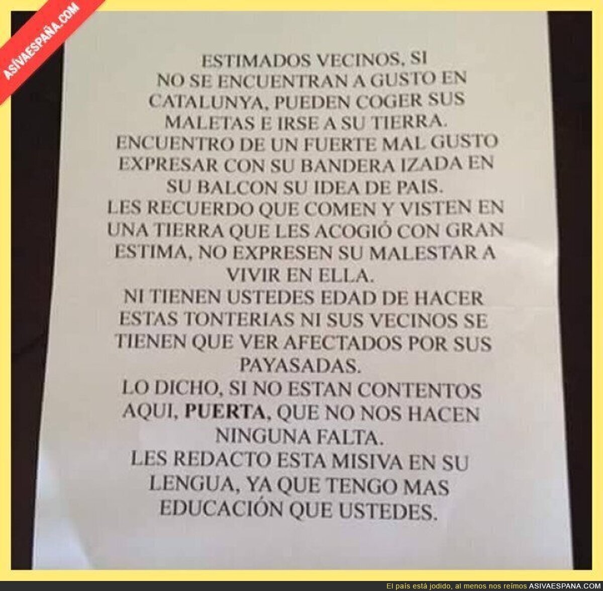 La nota escrita de un vecino a otro por poner una bandera española en el balcón en Cataluña