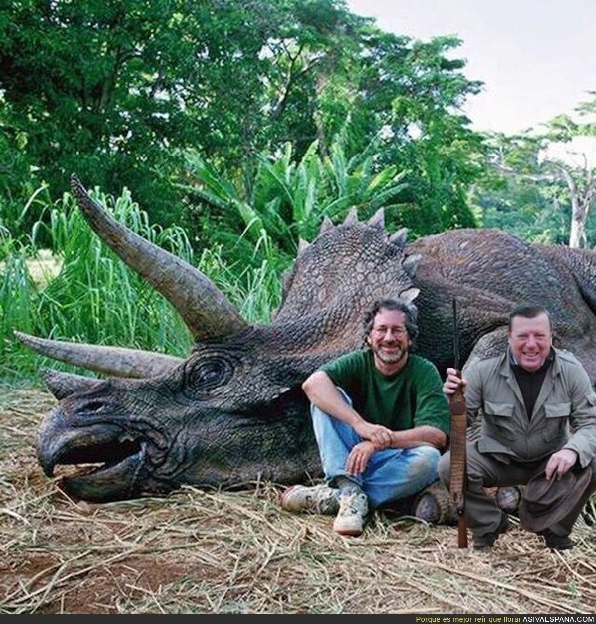César Cadaval en Jurassic Park