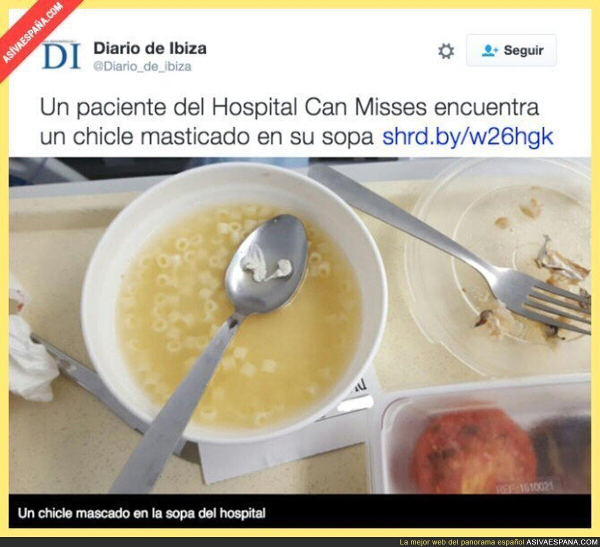 Ojo a la foto. La sorpresa de un paciente en su sopa en un hospital de Ibiza. 