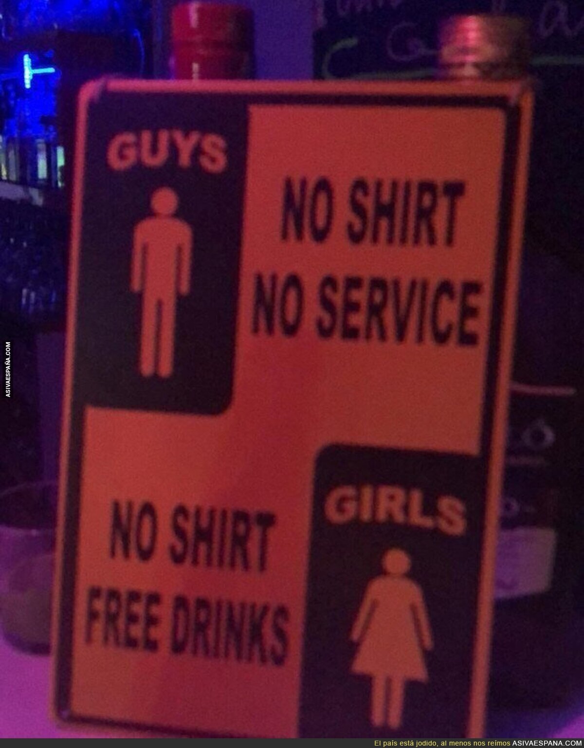 El lamentable cartel en una discoteca de Magaluf intentando atraer público femenino