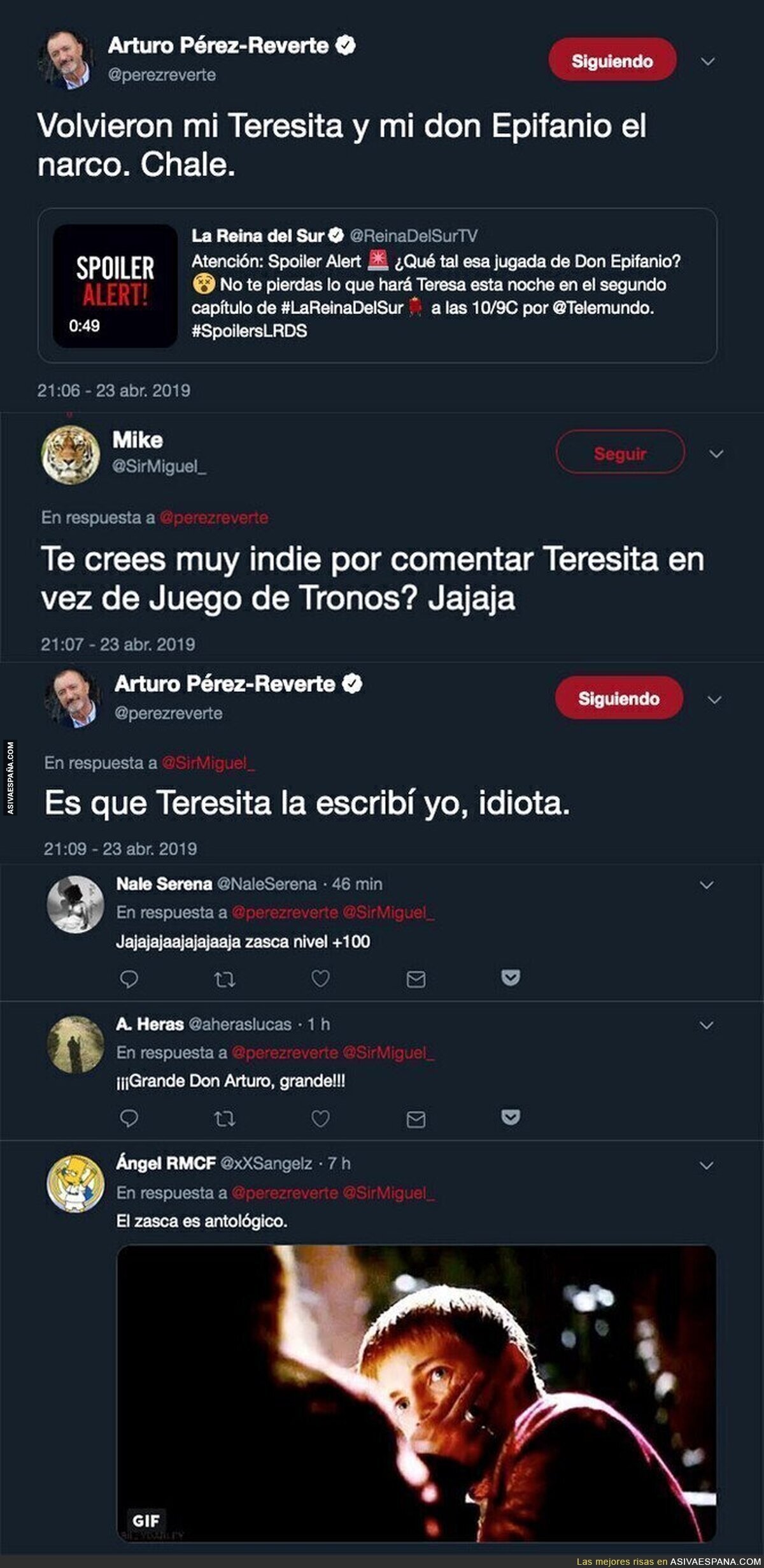 El gran hachazo de Arturo Pérez-Reverte a un usuario por recriminarle que comentaba la serie 'Teresita'