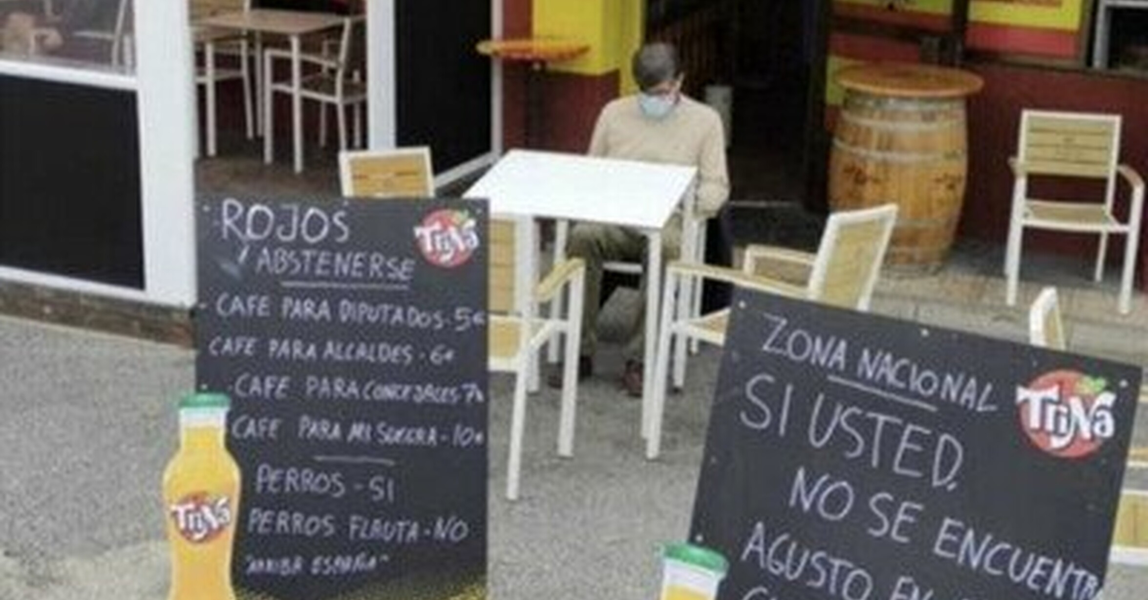 Casa Eladio simplemente dan ganas de vomitar viendo sus carteles
