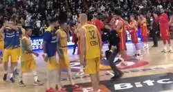 La gran despedida del público de Córdoba a los jugadores ucranianos tras el partido de baloncesto