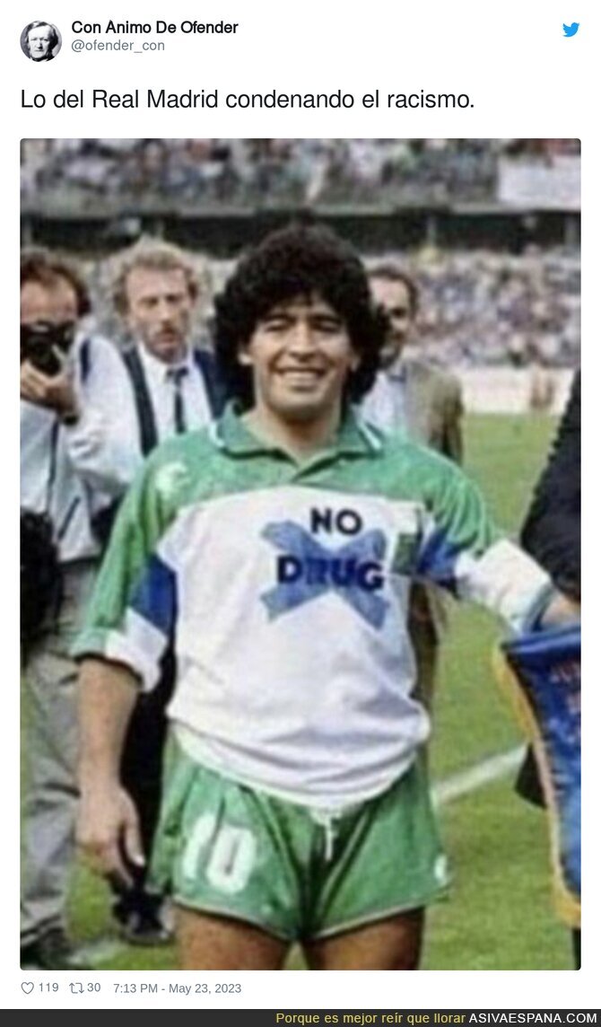 Los huevazos de Maradona, por @ofender_con
