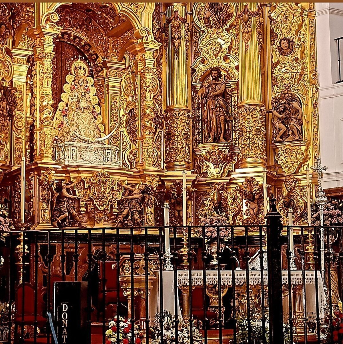 Las romerías y peregrinaciones en España: caminos de fe y devoción