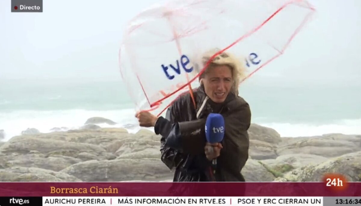 Así han puesto en peligro a una reportera en TVE con el gran viento de la borrasca Ciarán