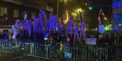Manifestantes en Ferraz:“Estas son las ministras del PSOE”