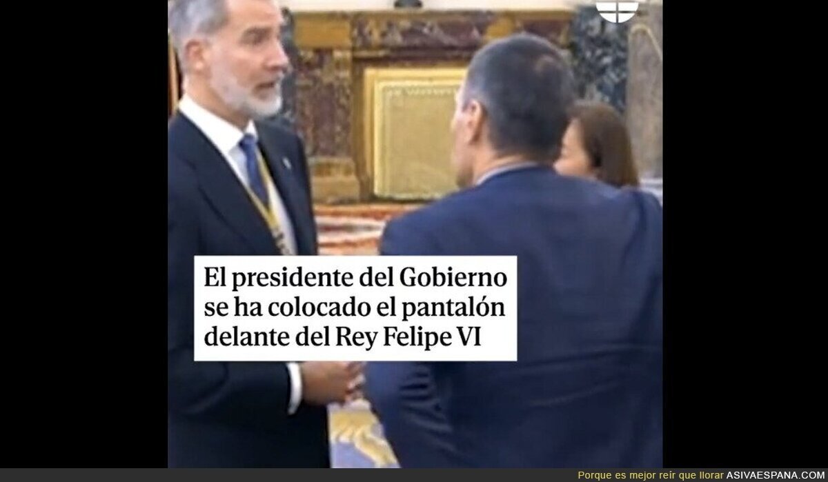 Pedro Sánchez se salta el protocolo y se coloca los pantalones delante del Rey Felipe VI