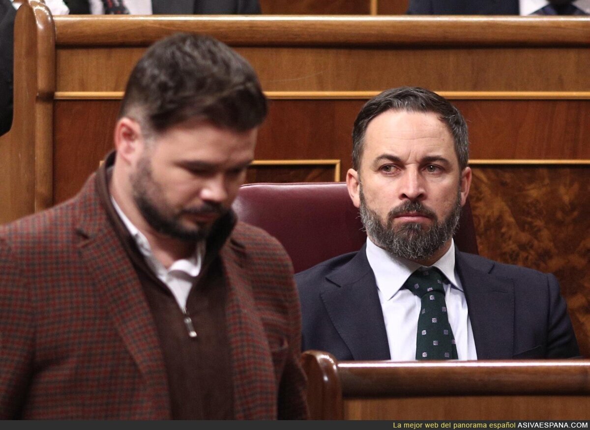 La polémica foto que ha subido Gabriel Rufián en el Congreso sobre Abascal