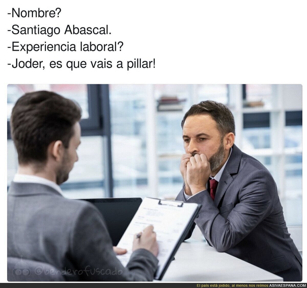 Santiago Abascal en una entrevista de trabajo