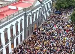 Canarias tiene un l&iacute;mite y se ha levantado contra el turismo